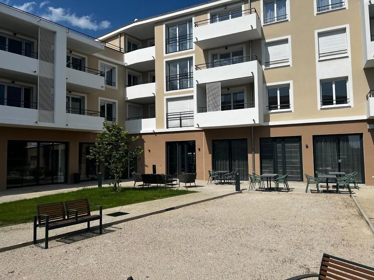 Aparthotel Domitys L'Aubier De Tilia à Châteaurenard